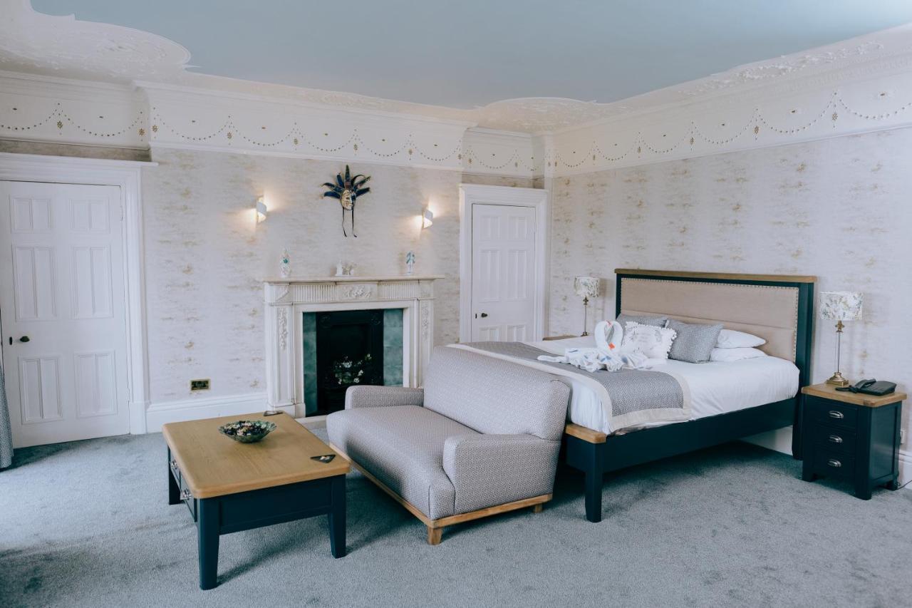 Court Colman Manor Guest House Bridgend  Luaran gambar