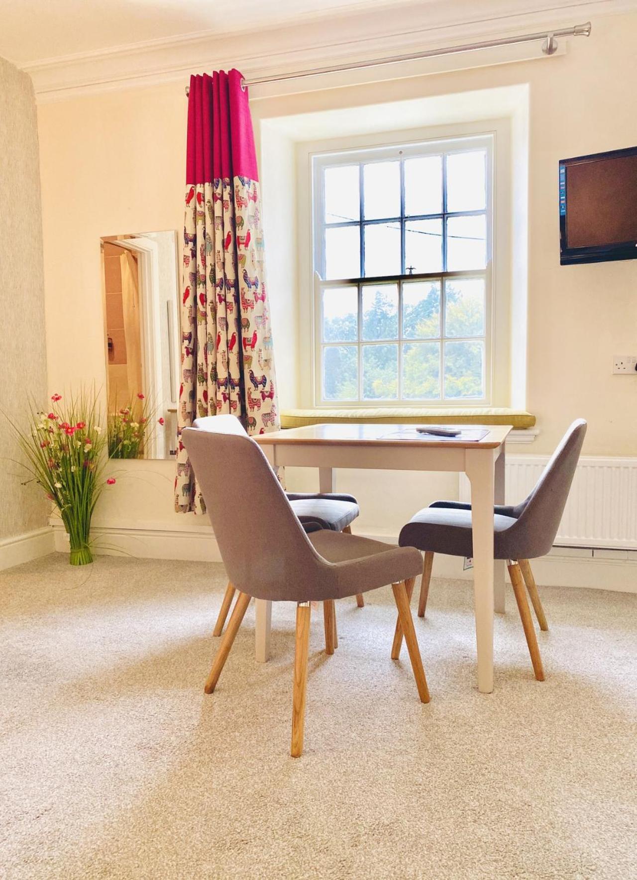 Court Colman Manor Guest House Bridgend  Luaran gambar