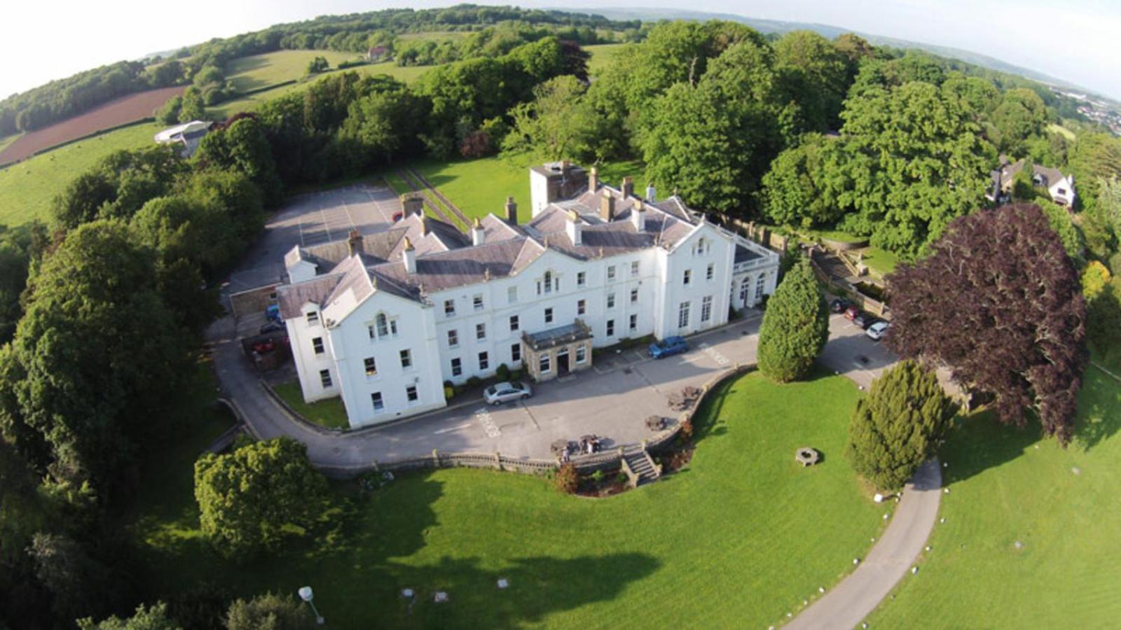 Court Colman Manor Guest House Bridgend  Luaran gambar